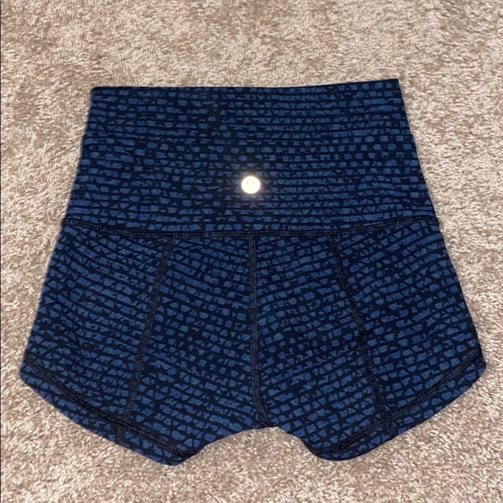 lululemon spandex/volleyball shorts